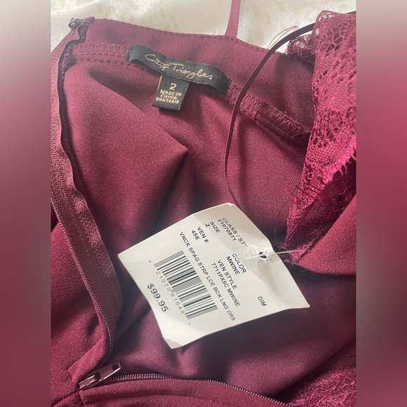 City Triangles - David’s Bridal - NWT - Size 2 - Formal Dress - Picture 2 of 7